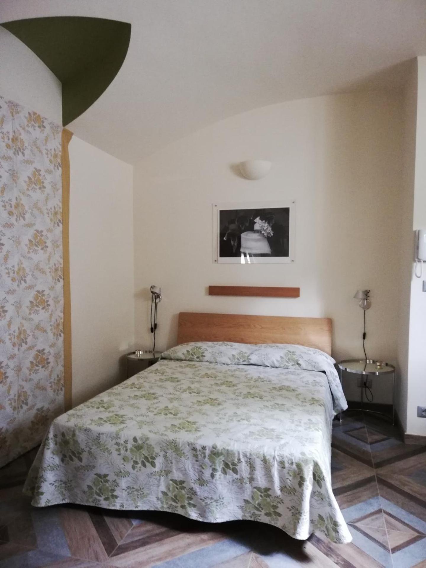 Nel Centro Di Un'oasi Verde Apartament